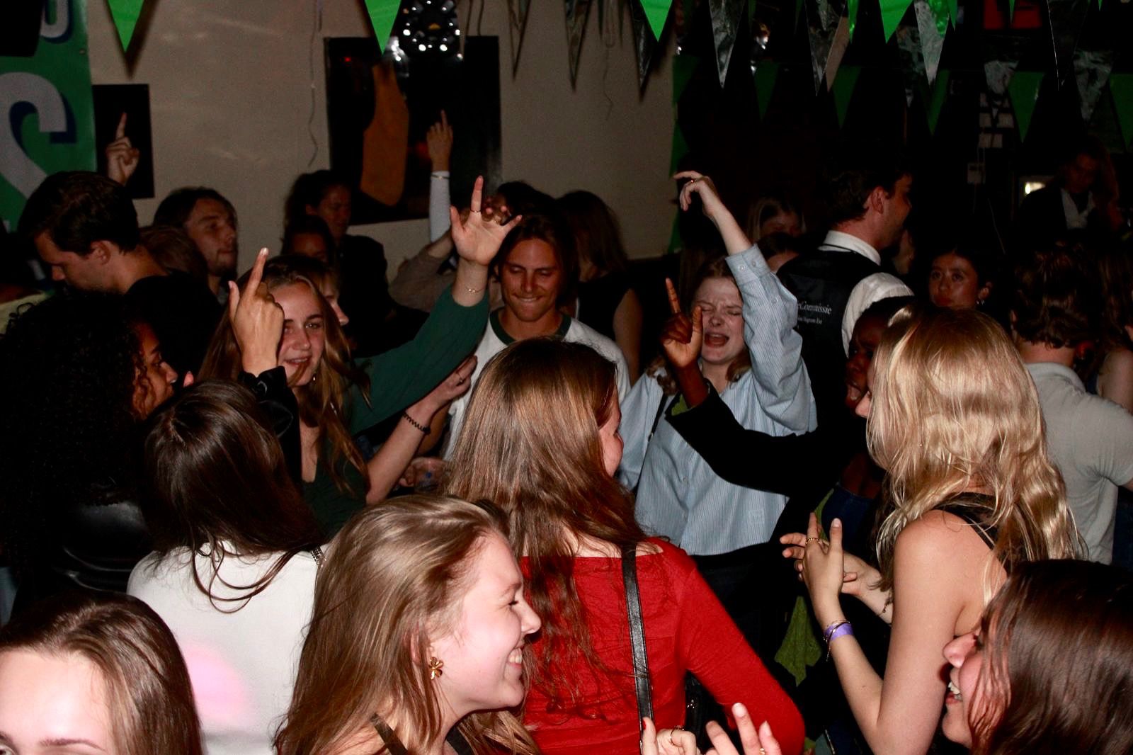 Open feest (alleen heren)